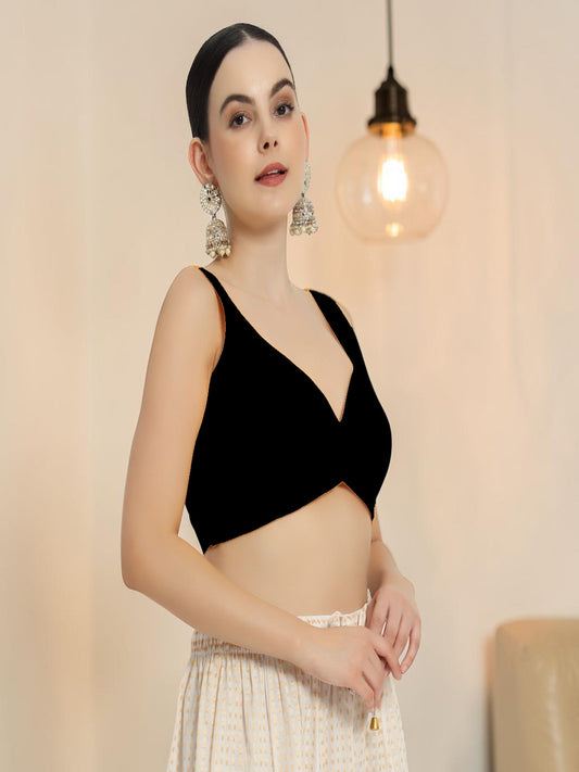 Black sweetheart neck cut sleevs Blouse with front corve design