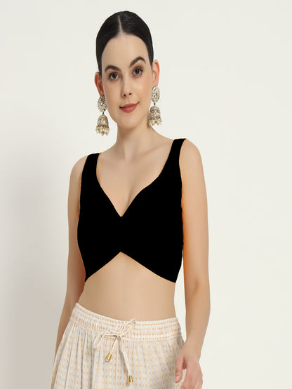 Black sweetheart neck cut sleevs Blouse with front corve design