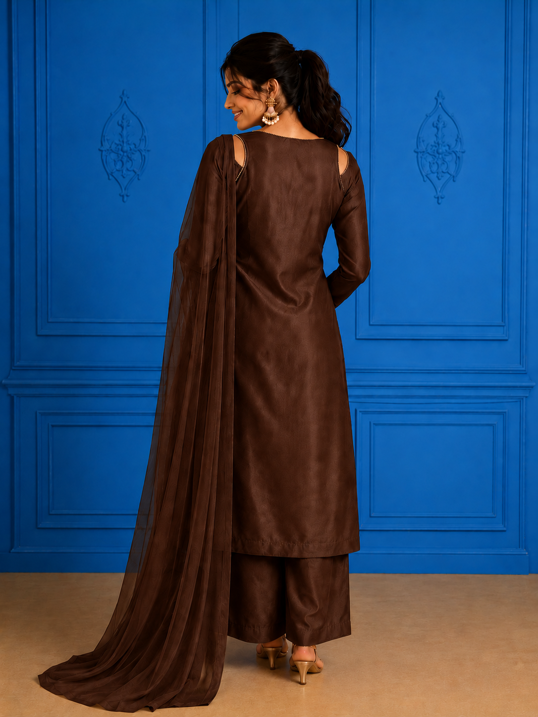 WOMEN HALTER NECCK KURTA SETS