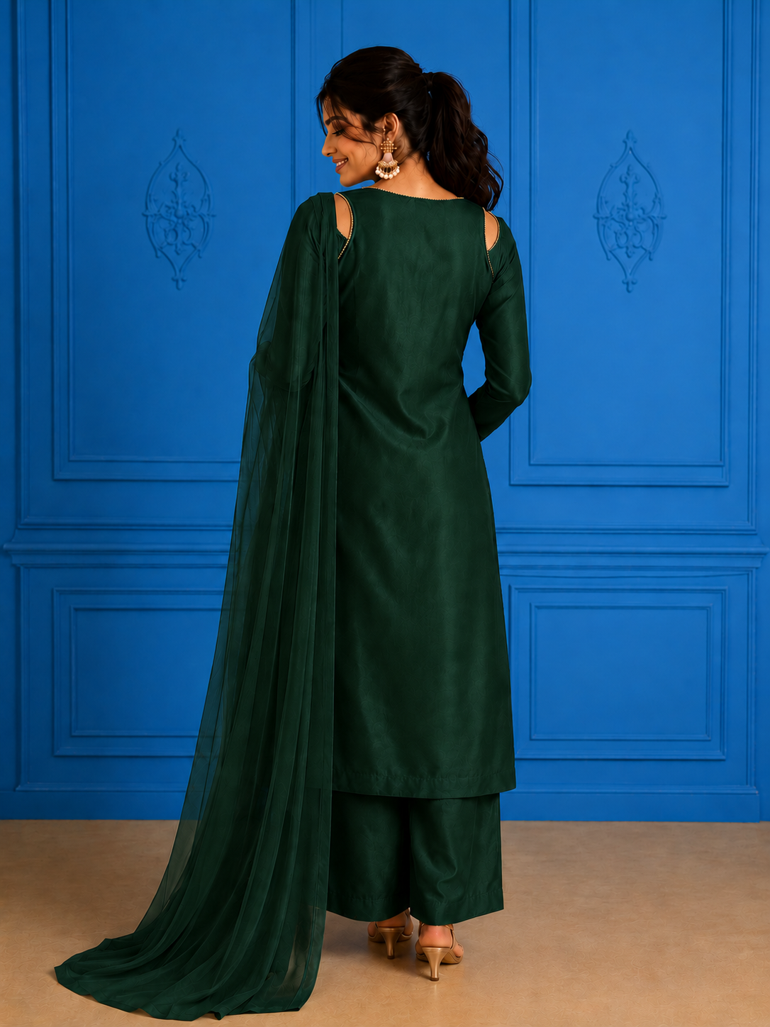 WOMEN HALTER NECCK KURTA SETS