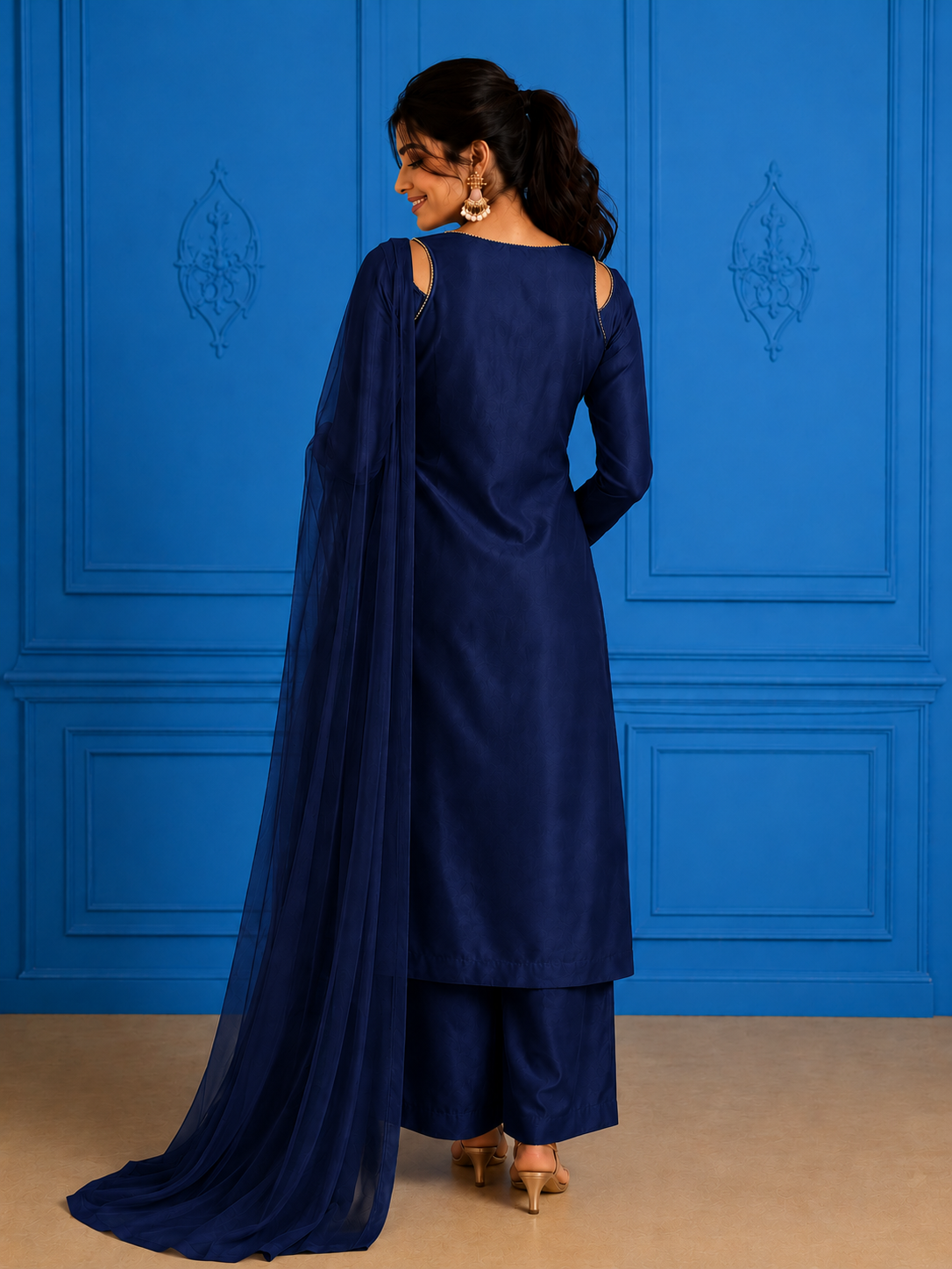 WOMEN HALTER NECCK KURTA SETS