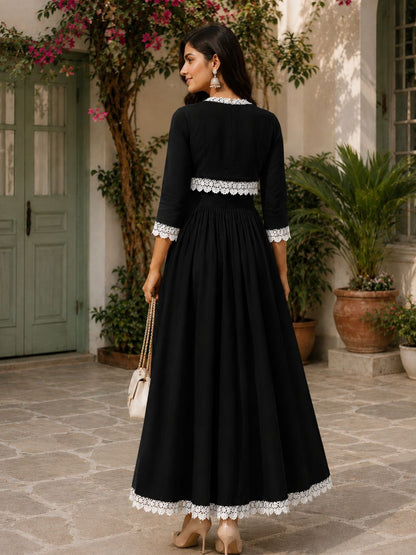 COTTON CAMBRIC DRESS WITH CALF LENGTH AND  HALF JACKET