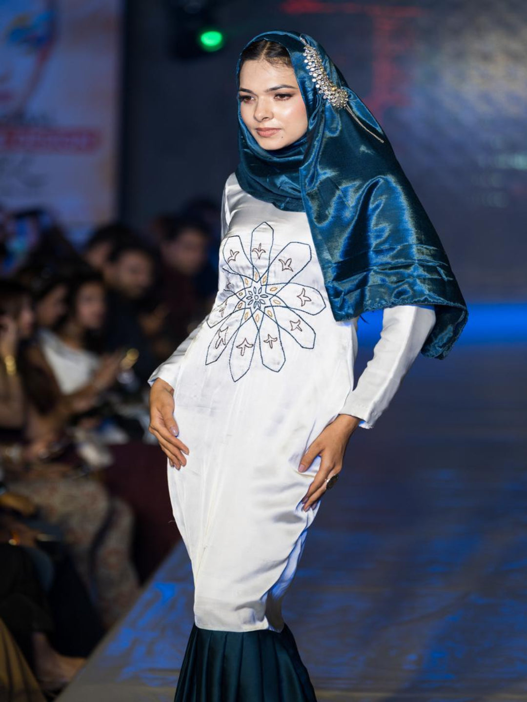 Adaa Bazaar Women’s Hijab – Elegant, Comfortable & Stylish Dress